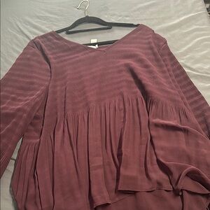 Chico’s Elegant Burgundy Women's Top Chicos Sz 3 NWT V neck